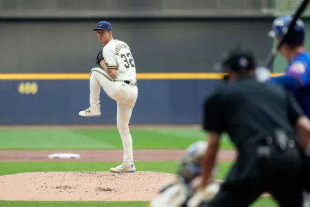 Brewers stay careful with young star Misiorowski